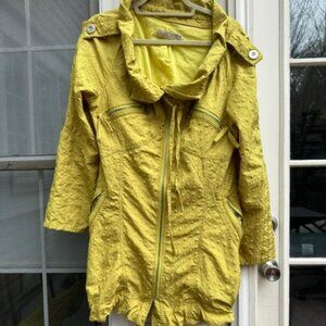 ET DIEU CREA LA FEMME Trench Coat, Mustard, Ruffled Collar, Euro Size 42 / US 6
